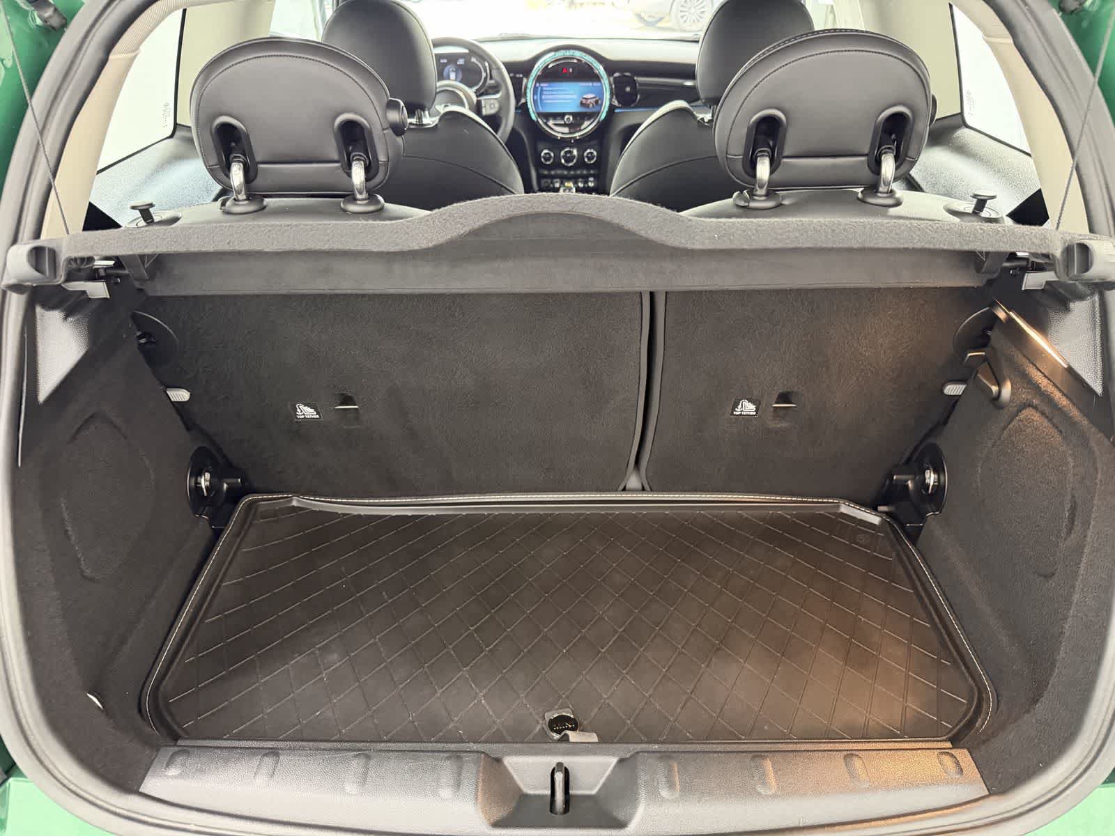 Used 2024 MINI Cooper SE FWD image 5