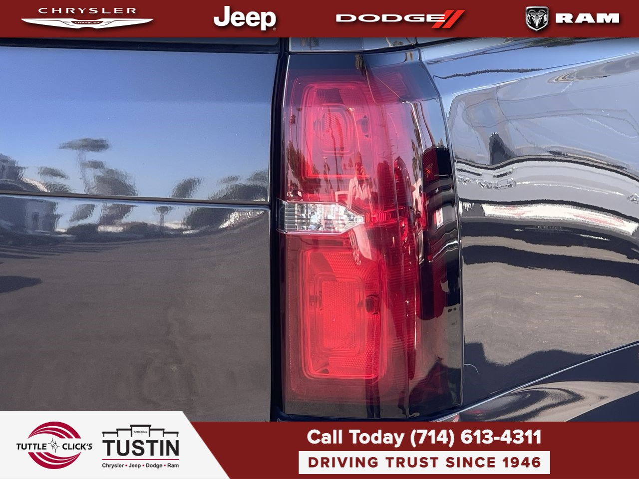 Used 2017 Chevrolet Suburban LT w/ LT Signature Package AWD/4WD image 15