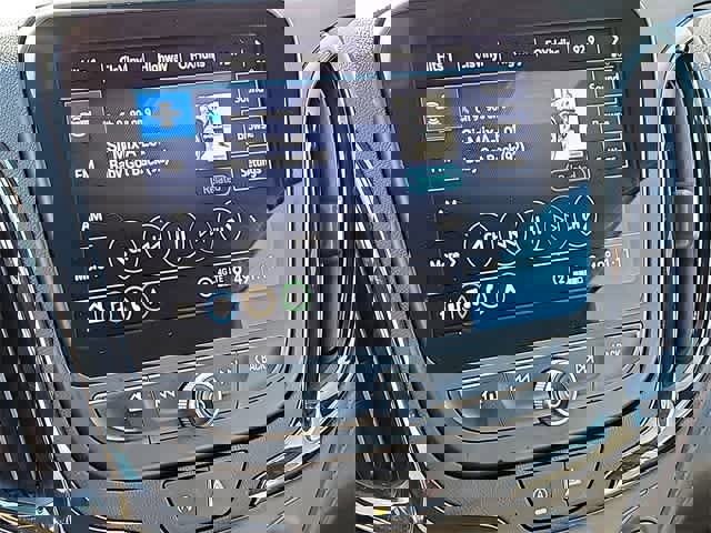 Used 2022 Chevrolet Equinox RS w/ RS Leather Package image 19