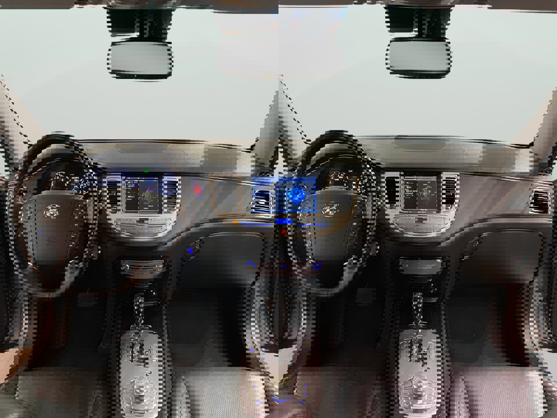 Used 2012 Hyundai Genesis 5.0 R-Spec image 6