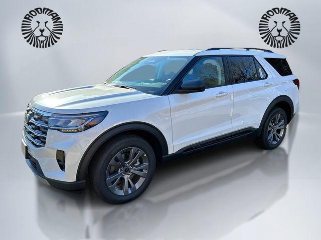 New 2026 Ford Explorer Active w/ Active Comfort Package image 1