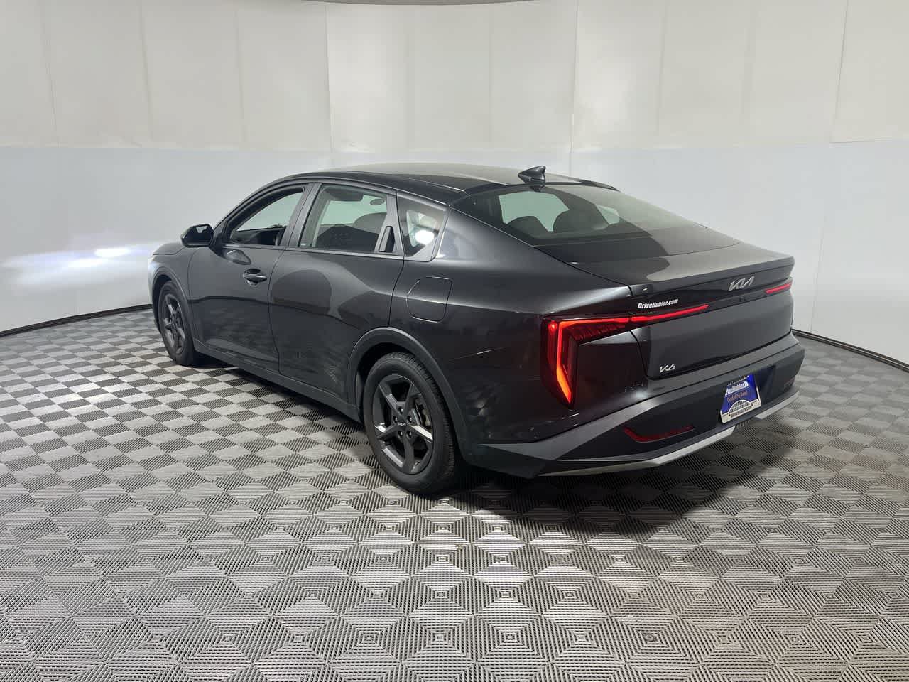 Used 2025 Kia K4 FWD image 6