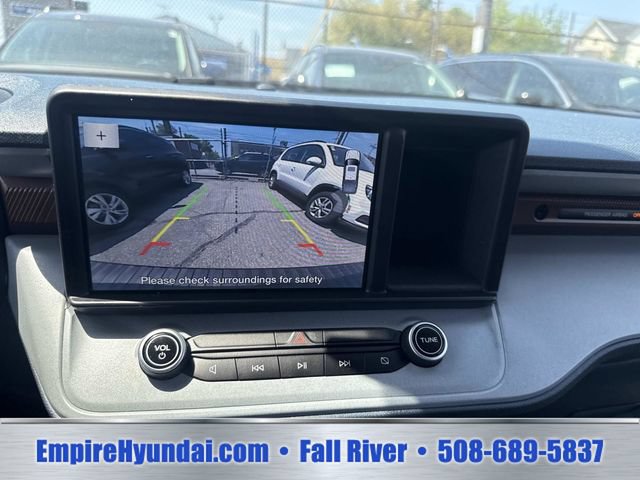 Used 2023 Ford Maverick Lariat w/ Equipment Group 500A Standard AWD/4WD image 22