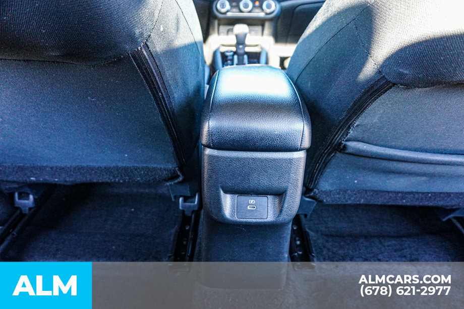 Used 2025 Nissan Versa SV FWD image 30
