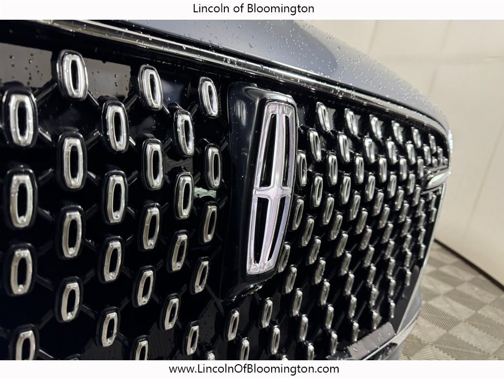 New 2026 Lincoln Aviator Reserve image 11