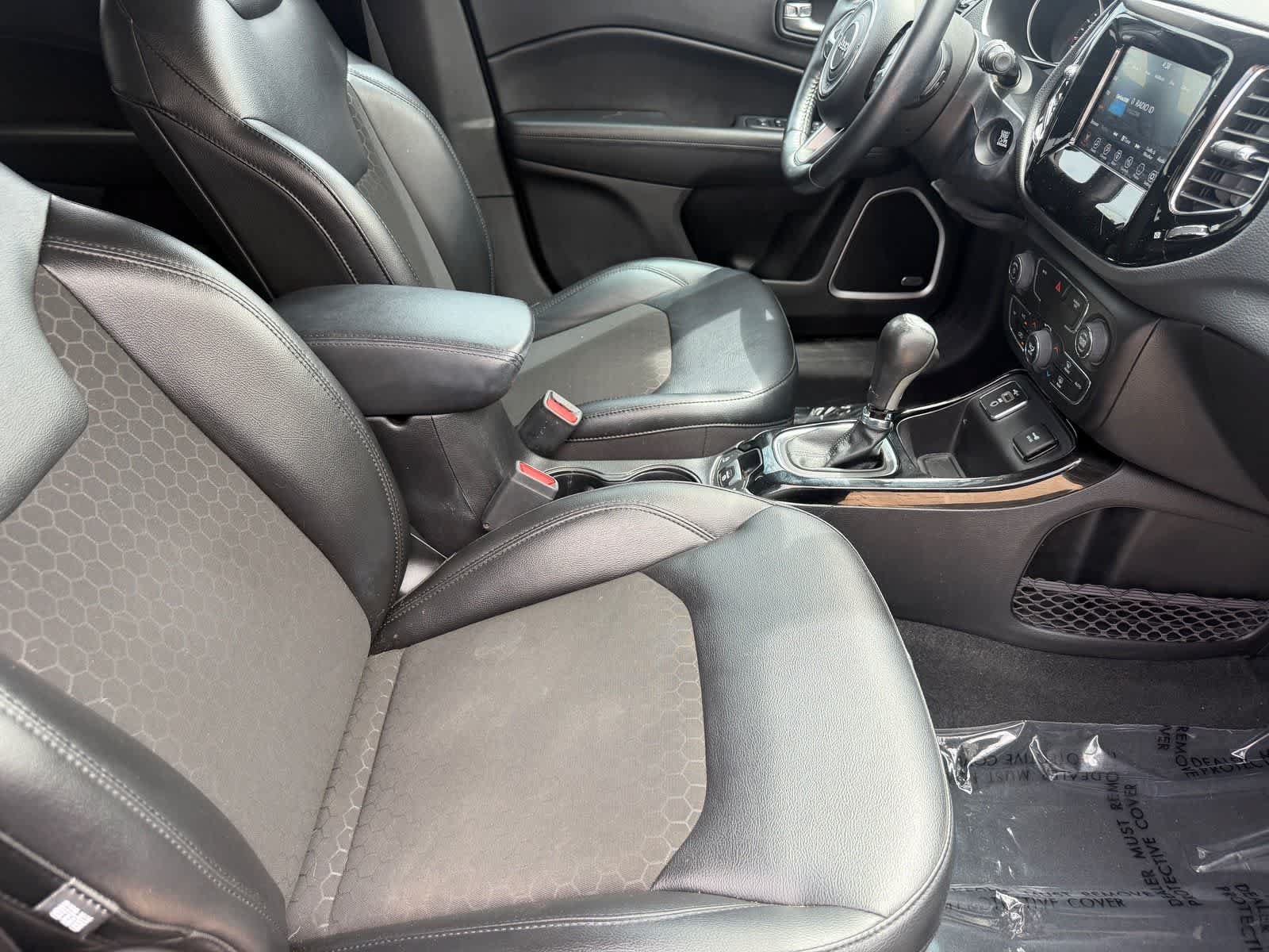 Used 2021 Jeep Compass Latitude w/ Sun and Sound Group FWD image 12
