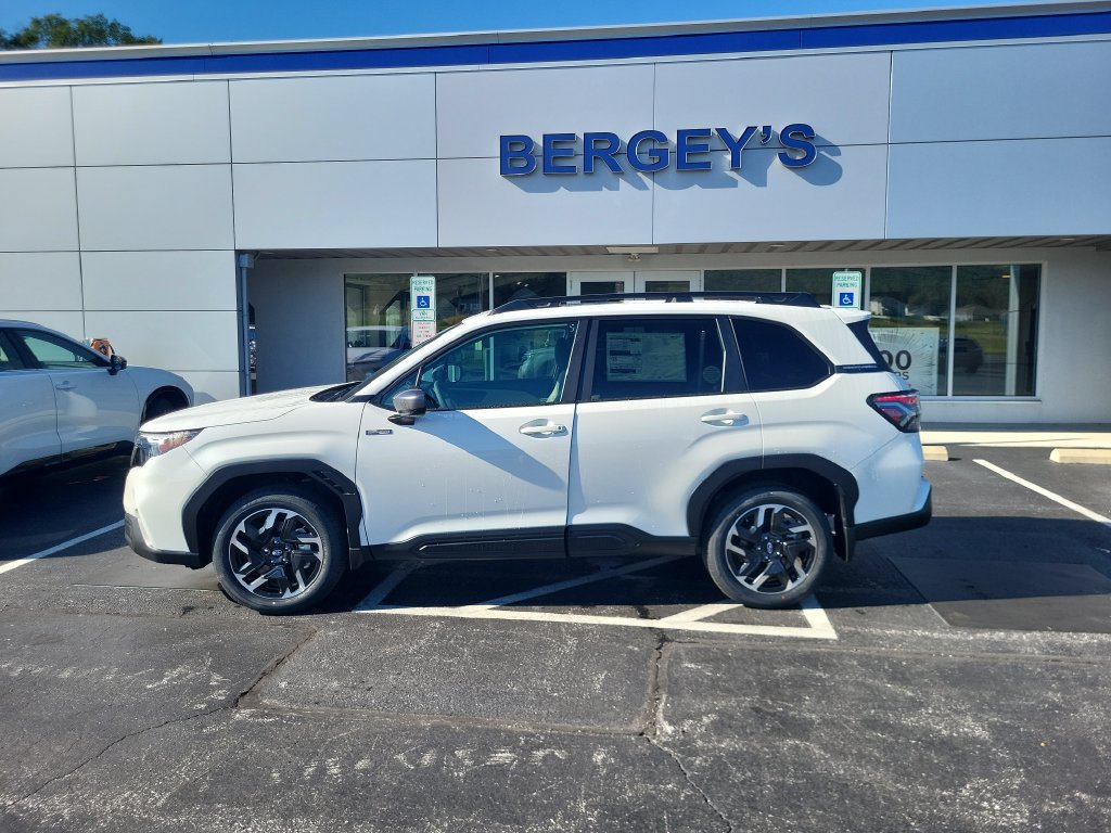 New 2026 Subaru Forester Premium AWD/4WD image 2