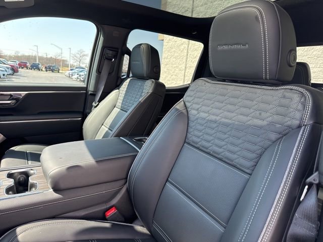 Used 2025 GMC Sierra EV Denali image 12