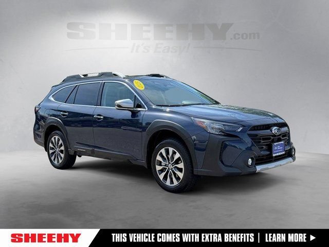 Certified 2025 Subaru Outback Touring AWD/4WD image 1