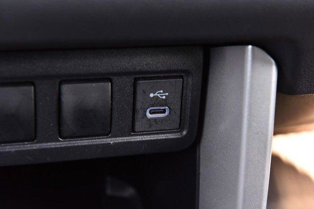 Used 2025 Toyota Corolla Cross LE image 16