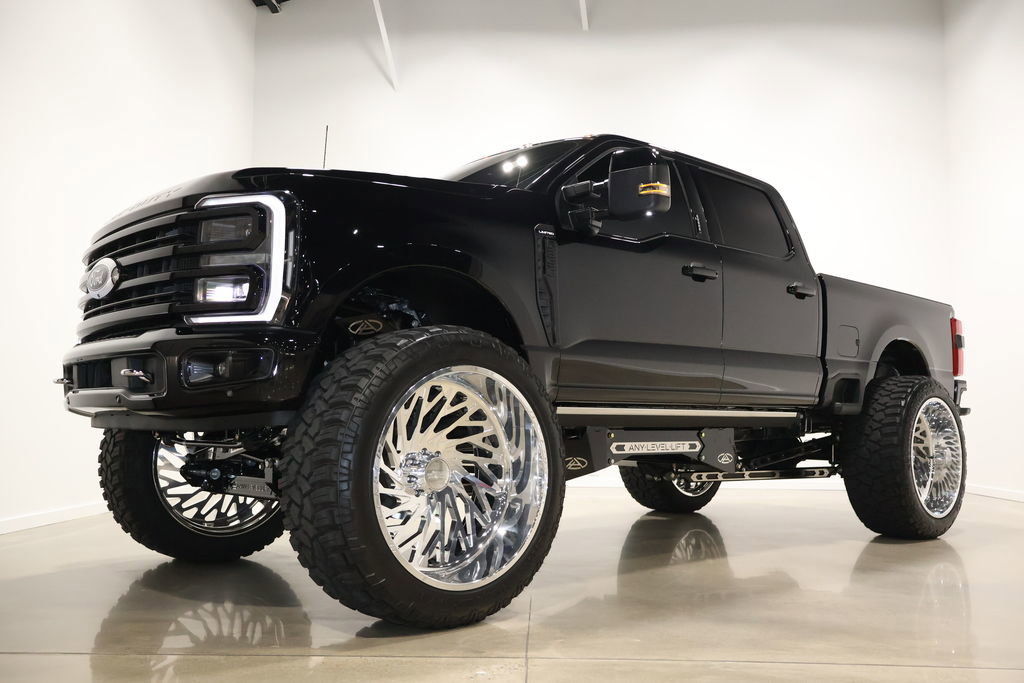 Used 2024 Ford F350 Limited w/ FX4 Off-Road Package image 21