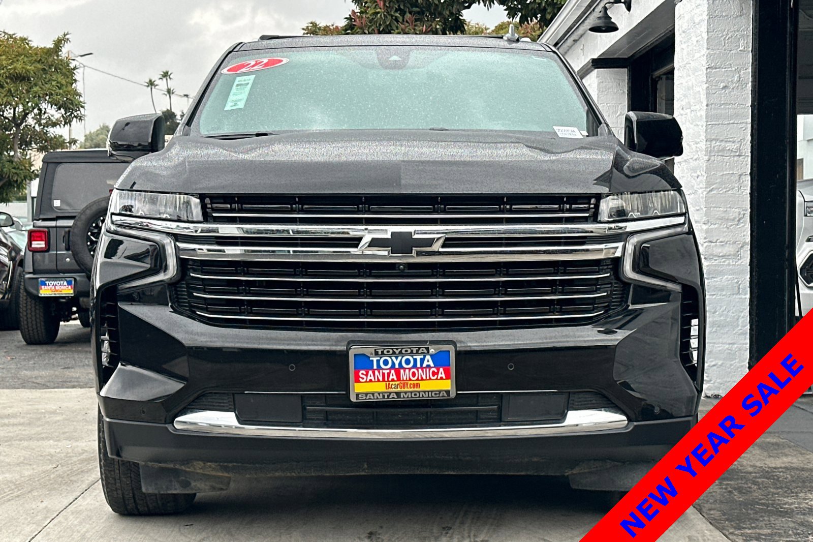 Used 2022 Chevrolet Tahoe LT w/ Luxury Package image 9
