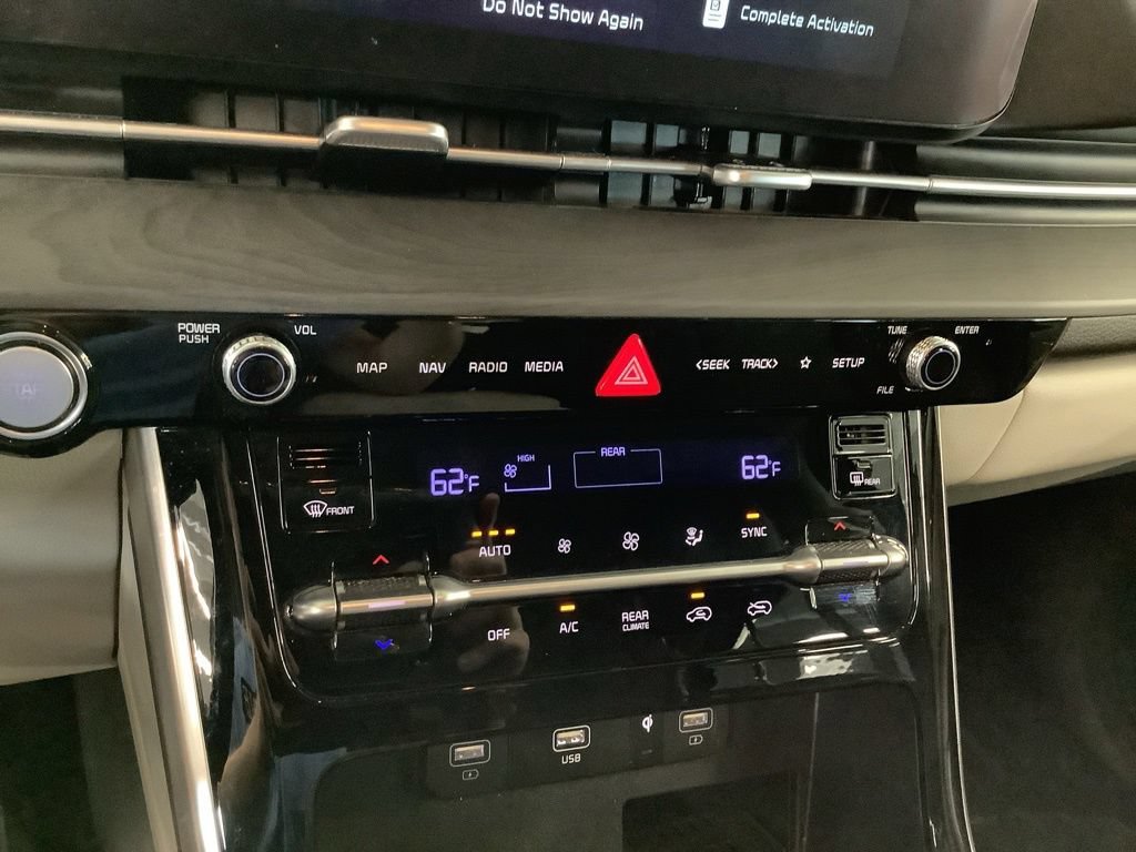 Certified 2023 Kia Carnival SX FWD image 30