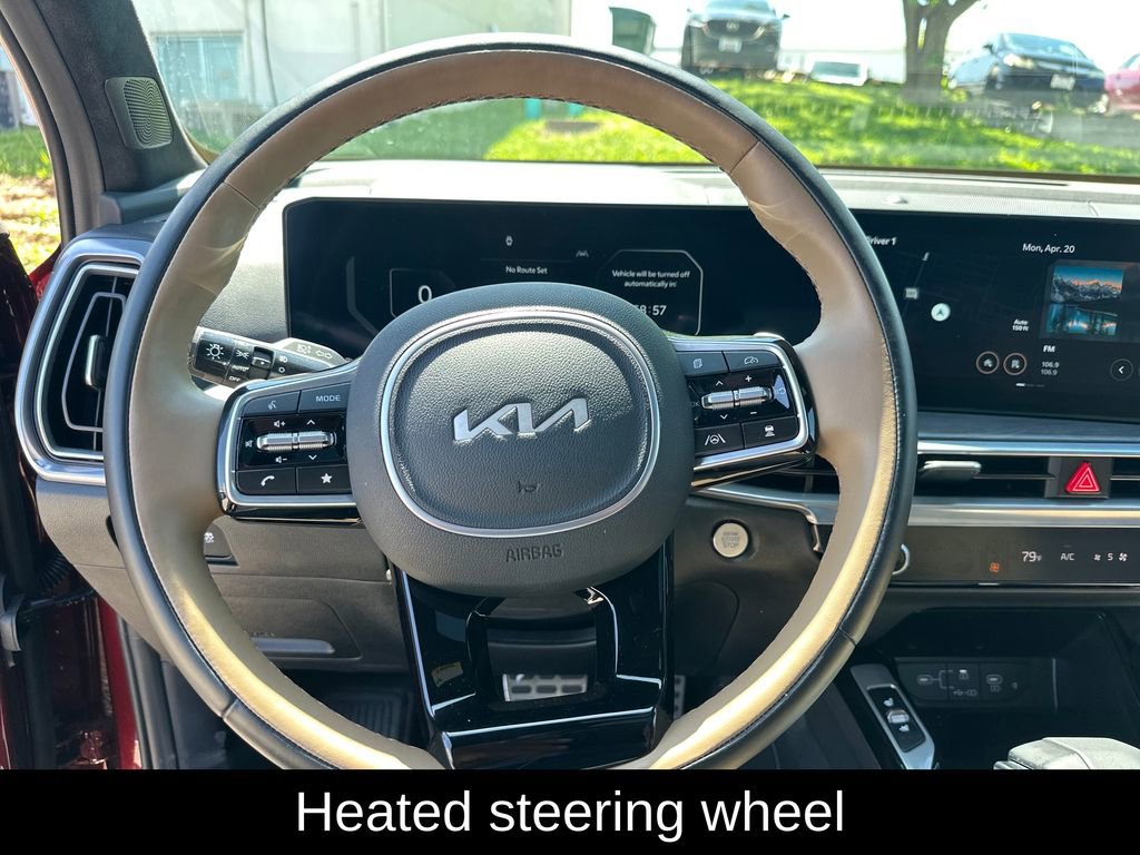 Used 2025 Kia Sorento SX Prestige image 14