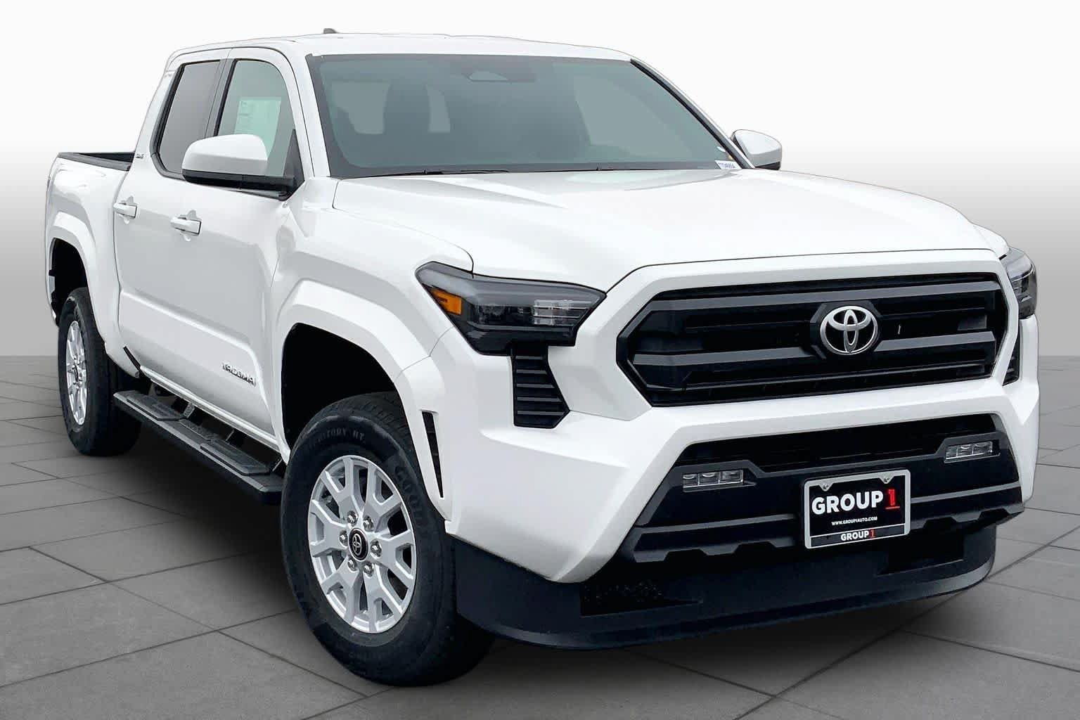 New 2026 Toyota Tacoma SR5 RWD image 2