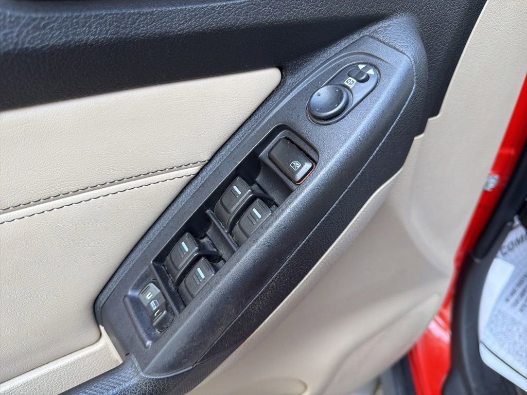 Used 2009 HUMMER H3T Luxury AWD/4WD image 24