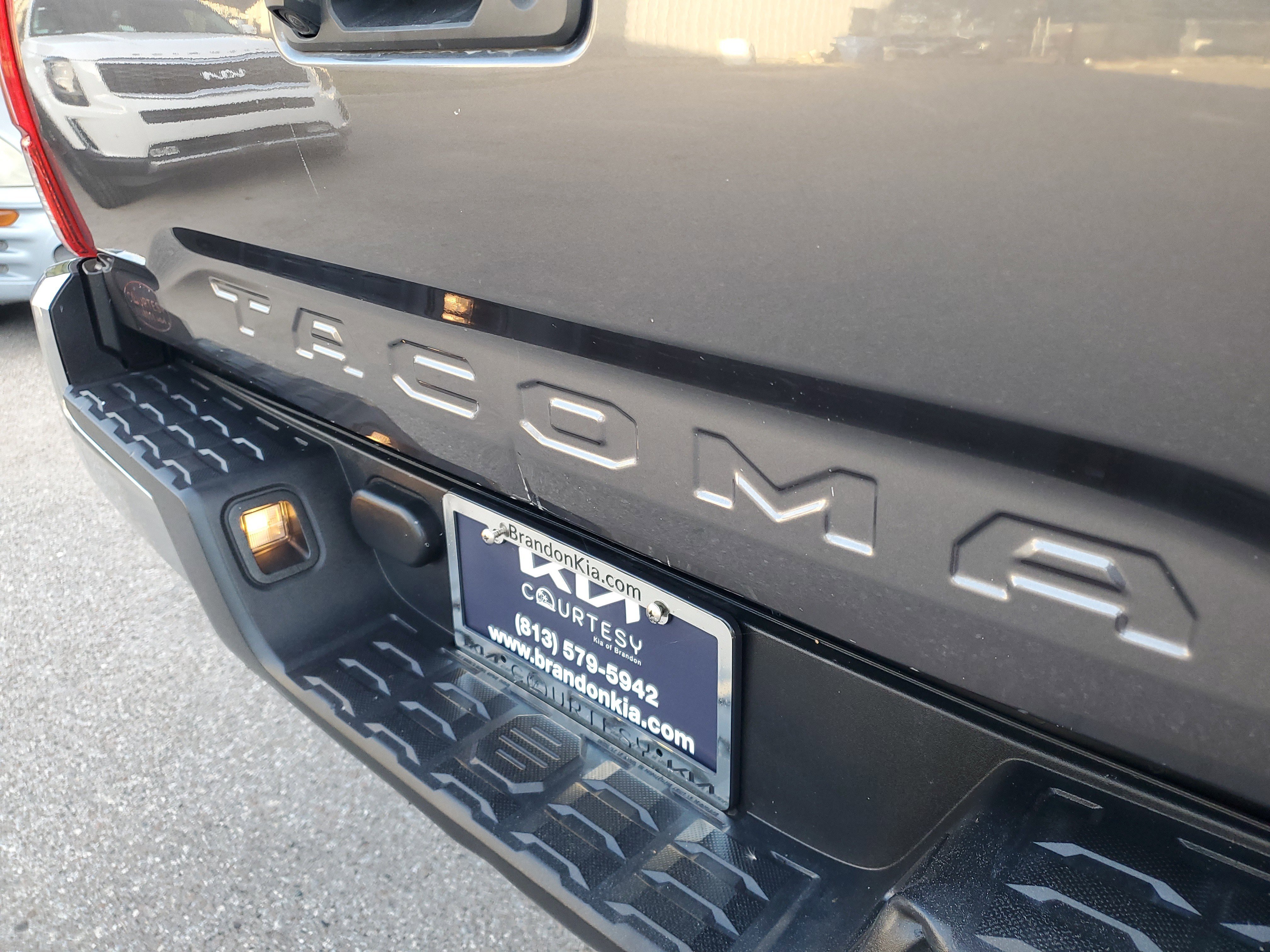 Used 2021 Toyota Tacoma SR5 image 8