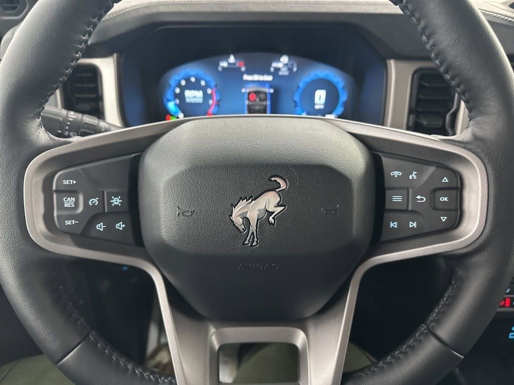 New 2025 Ford Bronco Outer Banks w/ Sasquatch Package AWD/4WD image 29