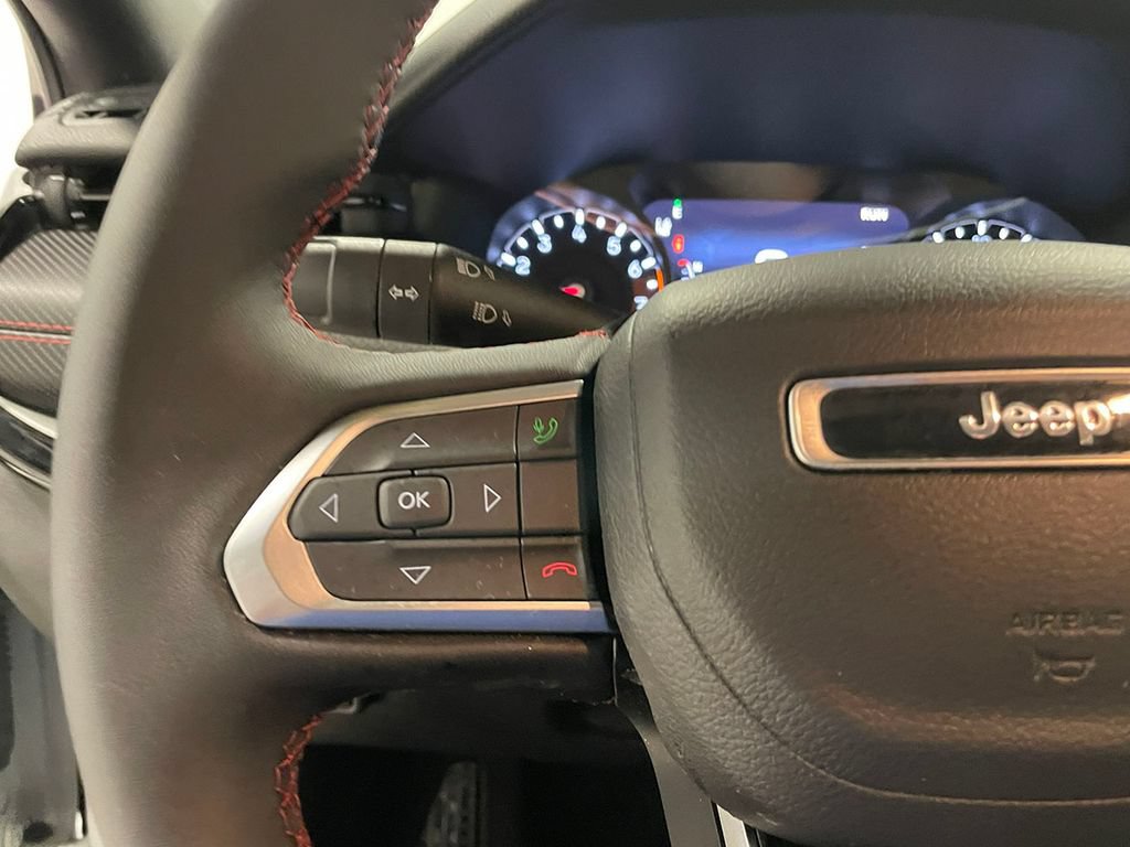 Used 2026 Jeep Compass Trailhawk AWD/4WD image 35