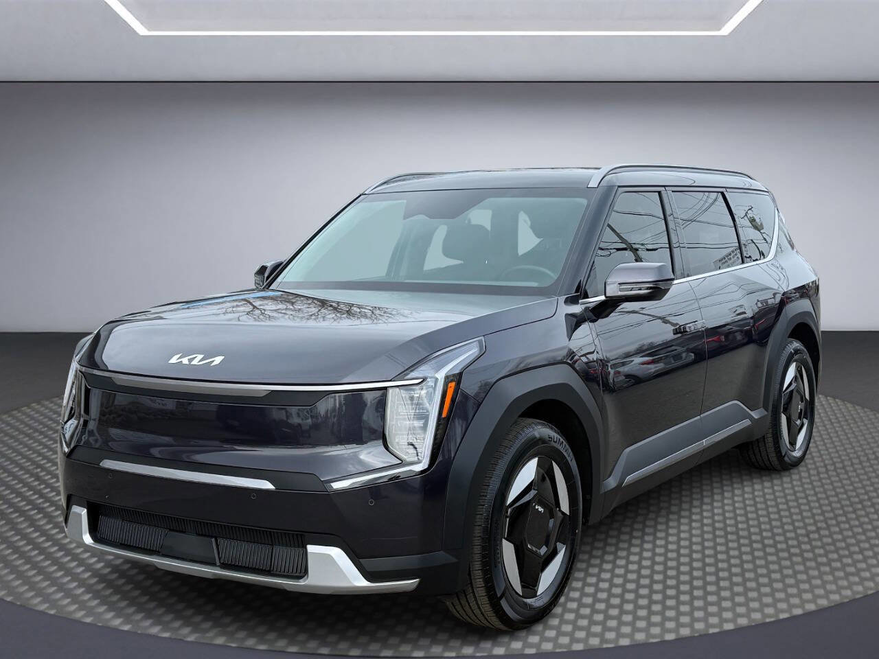 Used 2024 Kia EV9 Wind image 3