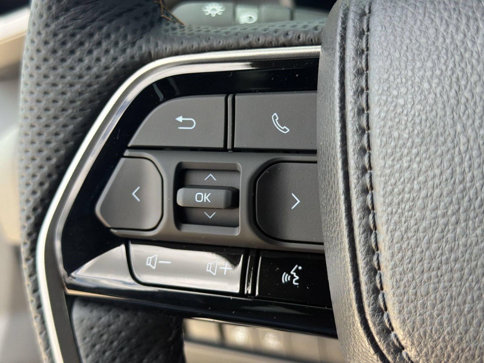 New 2026 Toyota Tundra Capstone AWD/4WD image 16