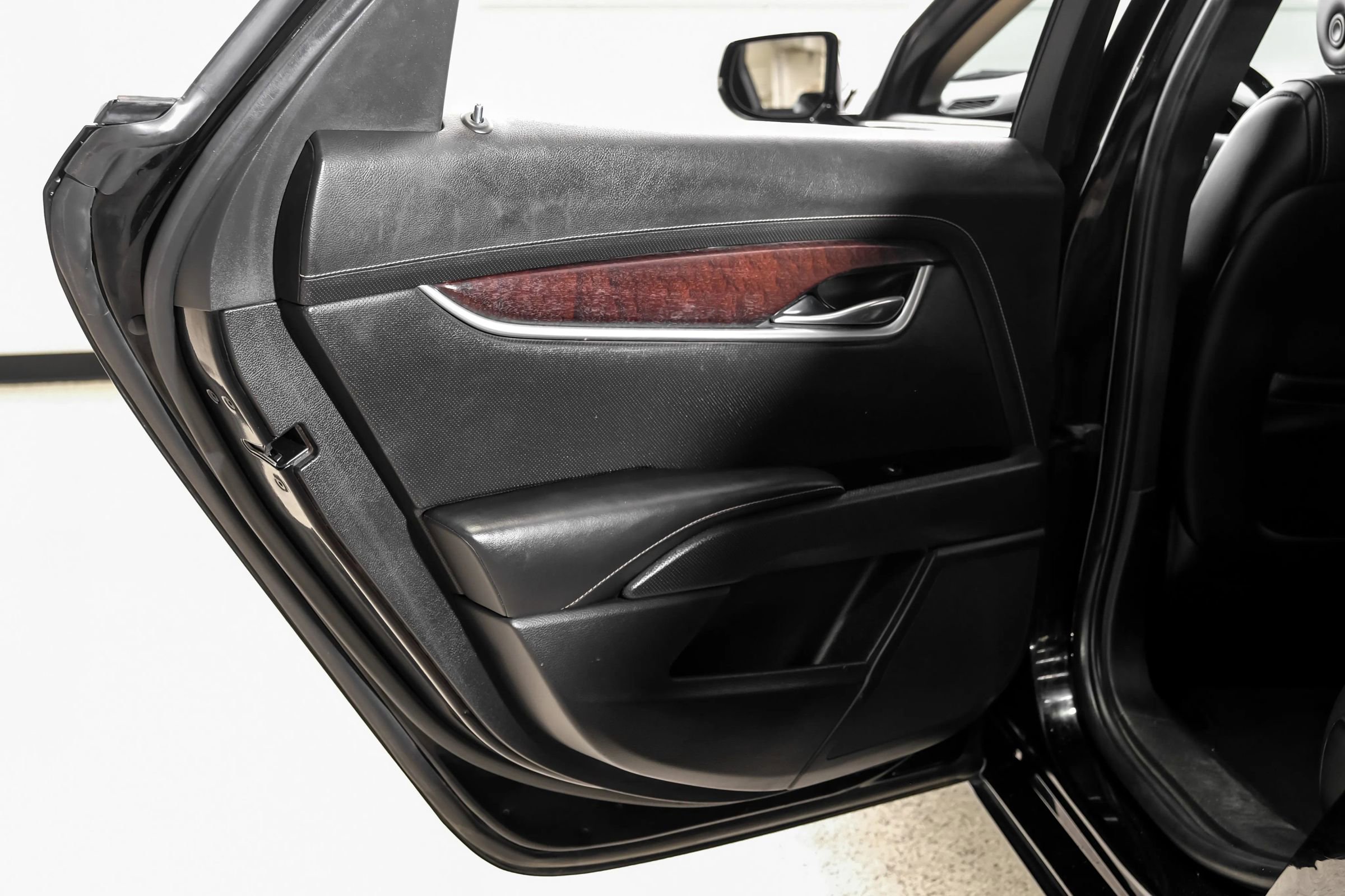 Used 2019 Cadillac XTS Luxury FWD image 52