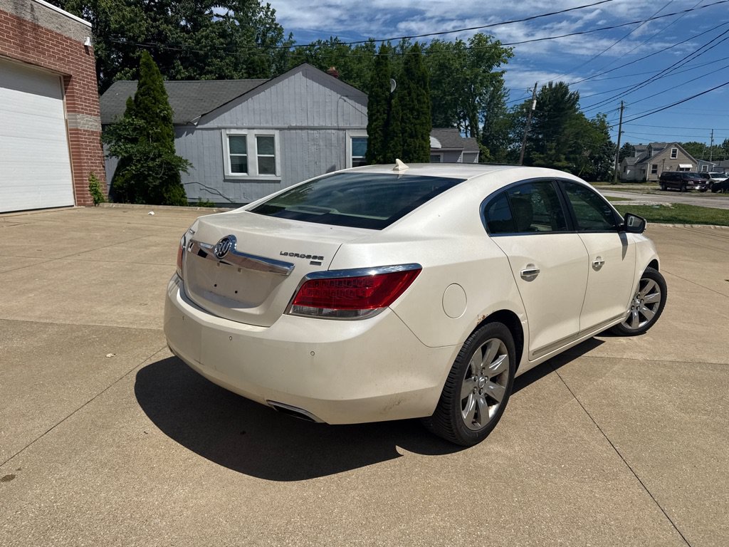 Used 2011 Buick LaCrosse CXS FWD image 6