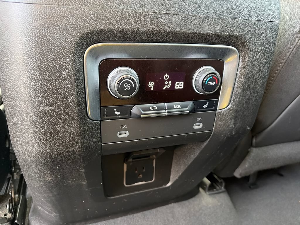 Used 2023 Chevrolet Tahoe RST AWD/4WD image 11