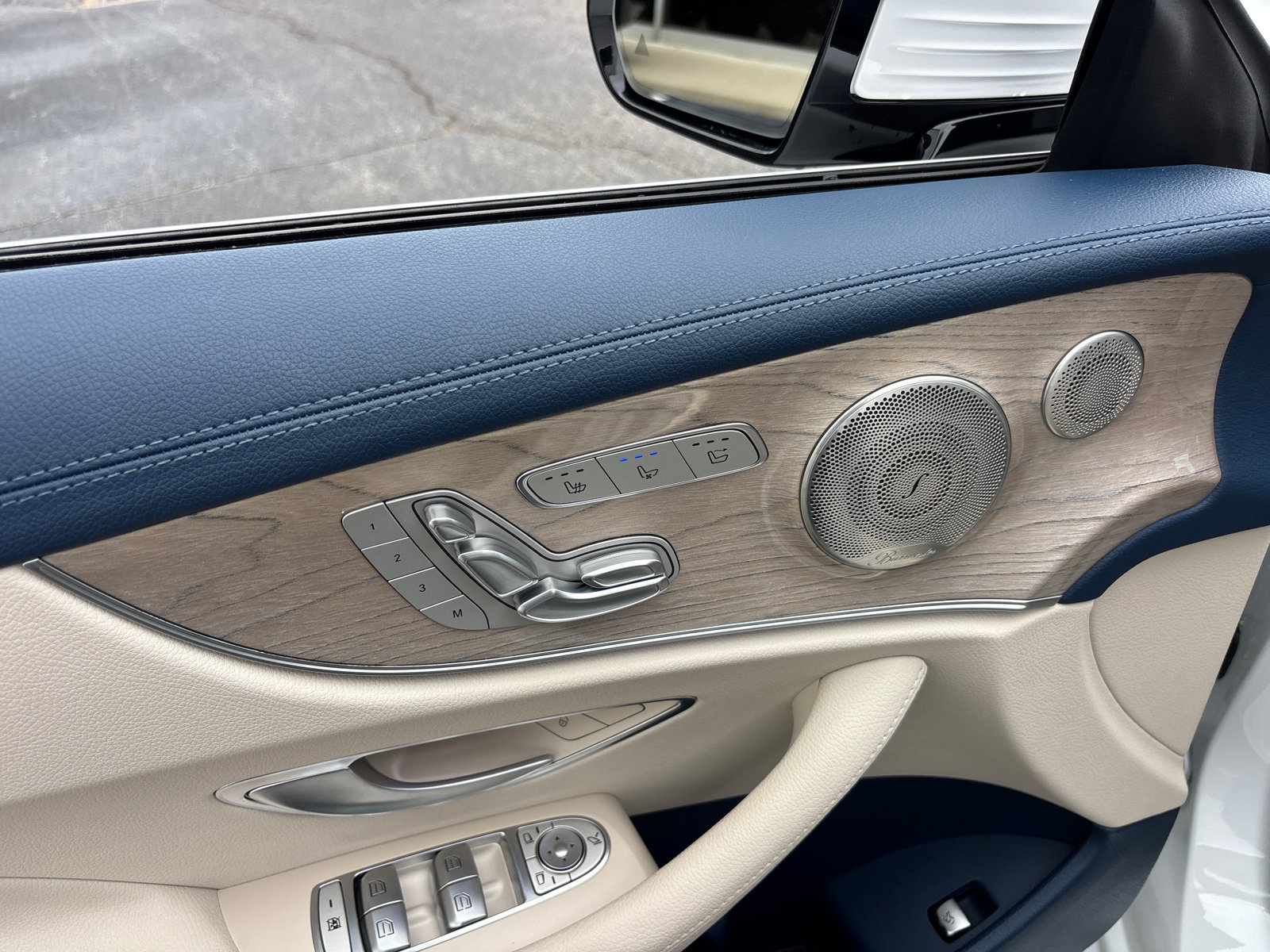 Used 2023 Mercedes-Benz E 450 4MATIC Cabriolet image 12