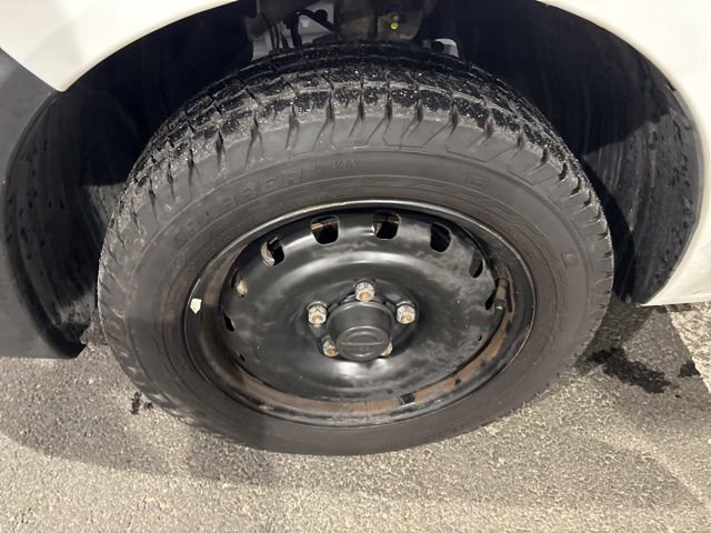 Used 2015 Nissan NV200 S w/ Cruise Control Package image 21