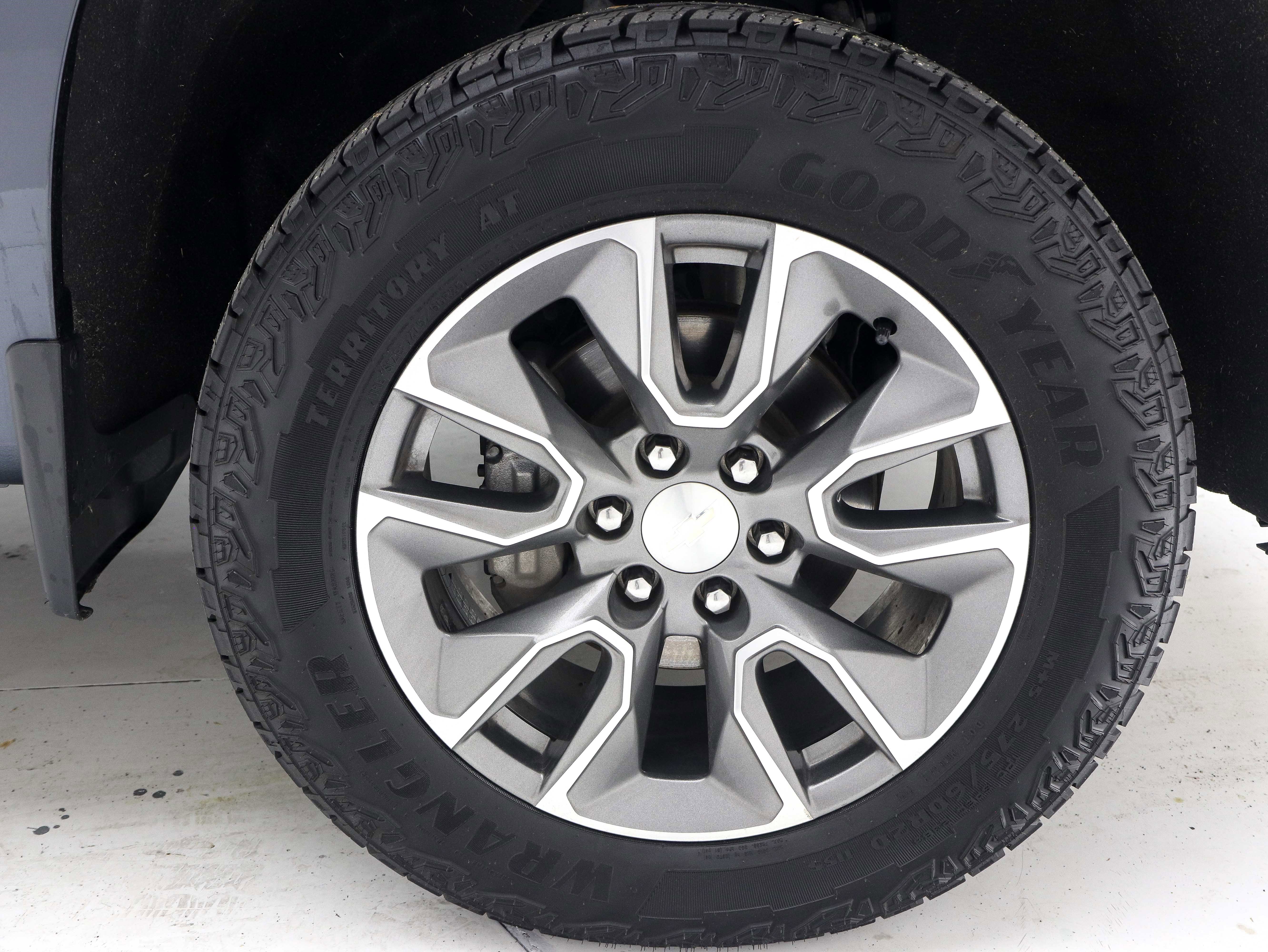 Used 2021 Chevrolet Silverado 1500 W/T w/ WT Value Package AWD/4WD image 32