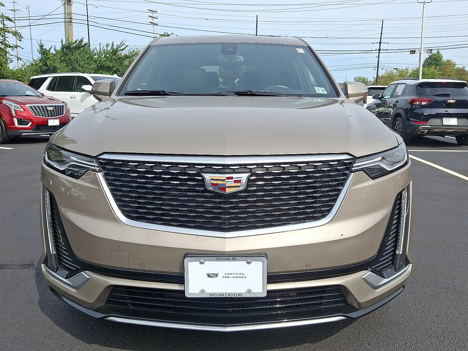 Used 2022 Cadillac XT6 Premium Luxury image 8