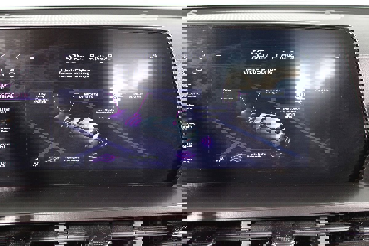 Used 2023 Kia Telluride S image 18