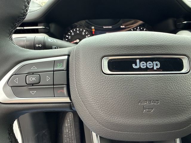 New 2026 Jeep Compass Limited image 30