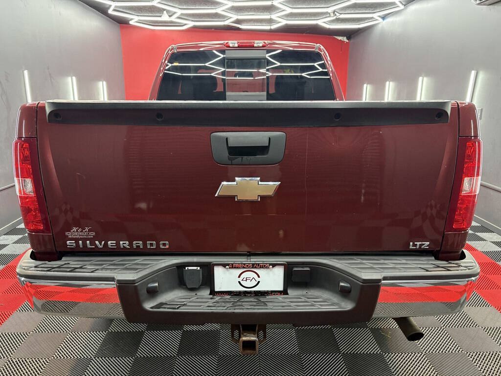 Used 2008 Chevrolet Silverado 1500 LTZ w/ Suspension Package, Off-Road AWD/4WD image 5