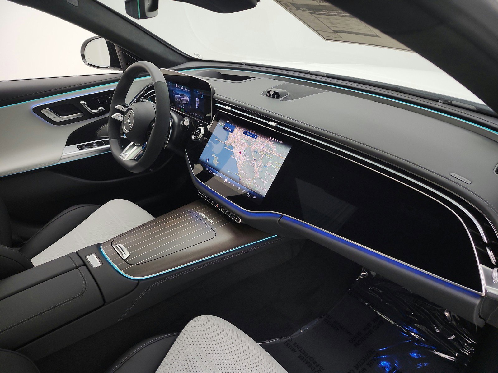 New 2026 Mercedes-Benz E 53 AMG e 4MATIC Sedan image 12