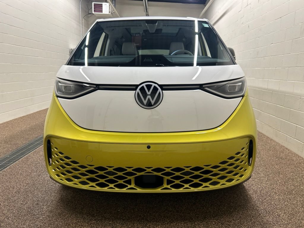 Used 2025 Volkswagen ID. Buzz 1st Edition AWD/4WD image 6