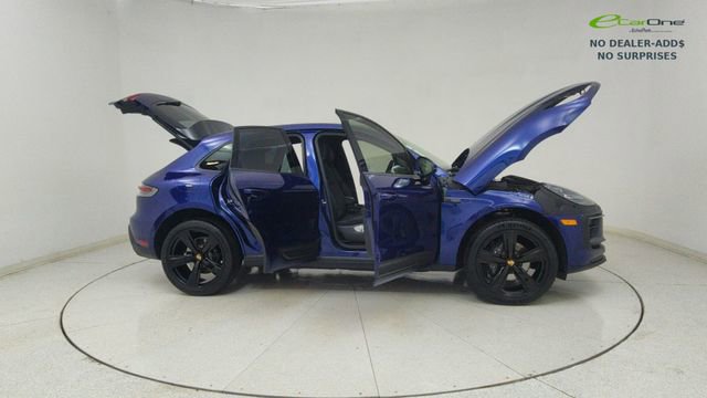 Used 2024 Porsche Macan image 70
