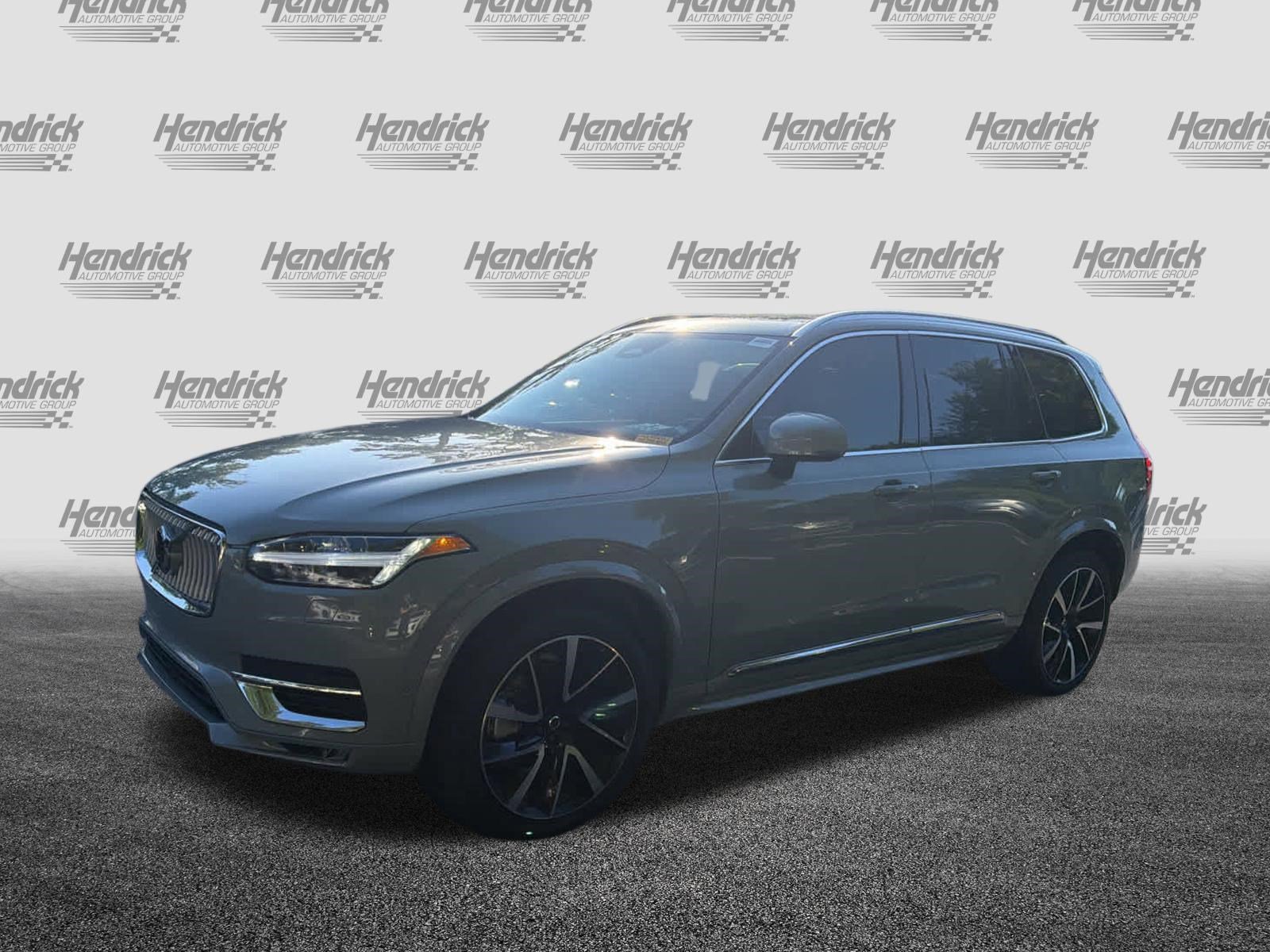 Used 2025 Volvo XC90 B5 Plus w/ Protection Package Premier AWD/4WD image 6