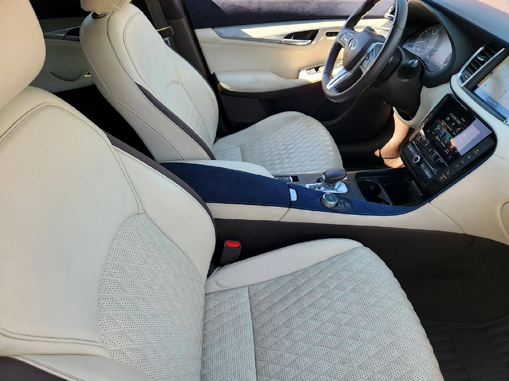 Used 2021 INFINITI QX50 Autograph w/ Premium White Leather Package FWD image 14