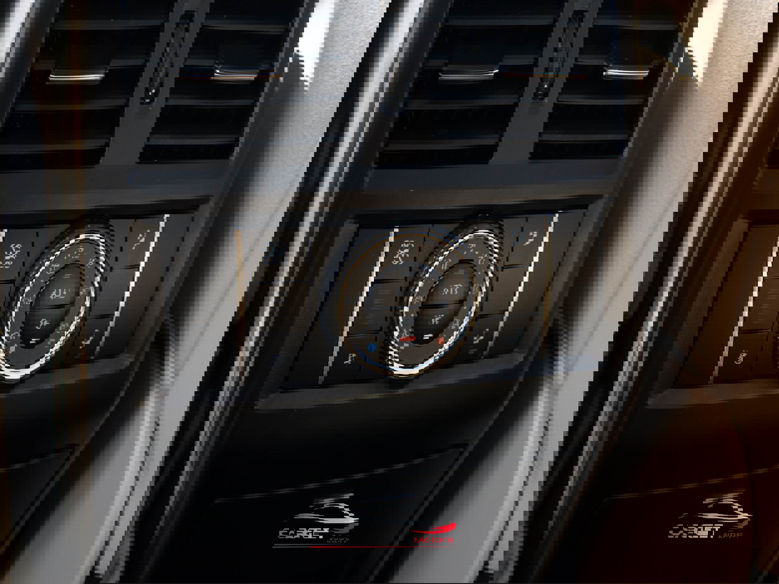 Used 2018 Mercedes-Benz GLS 450 4MATIC w/ Premium Package image 23