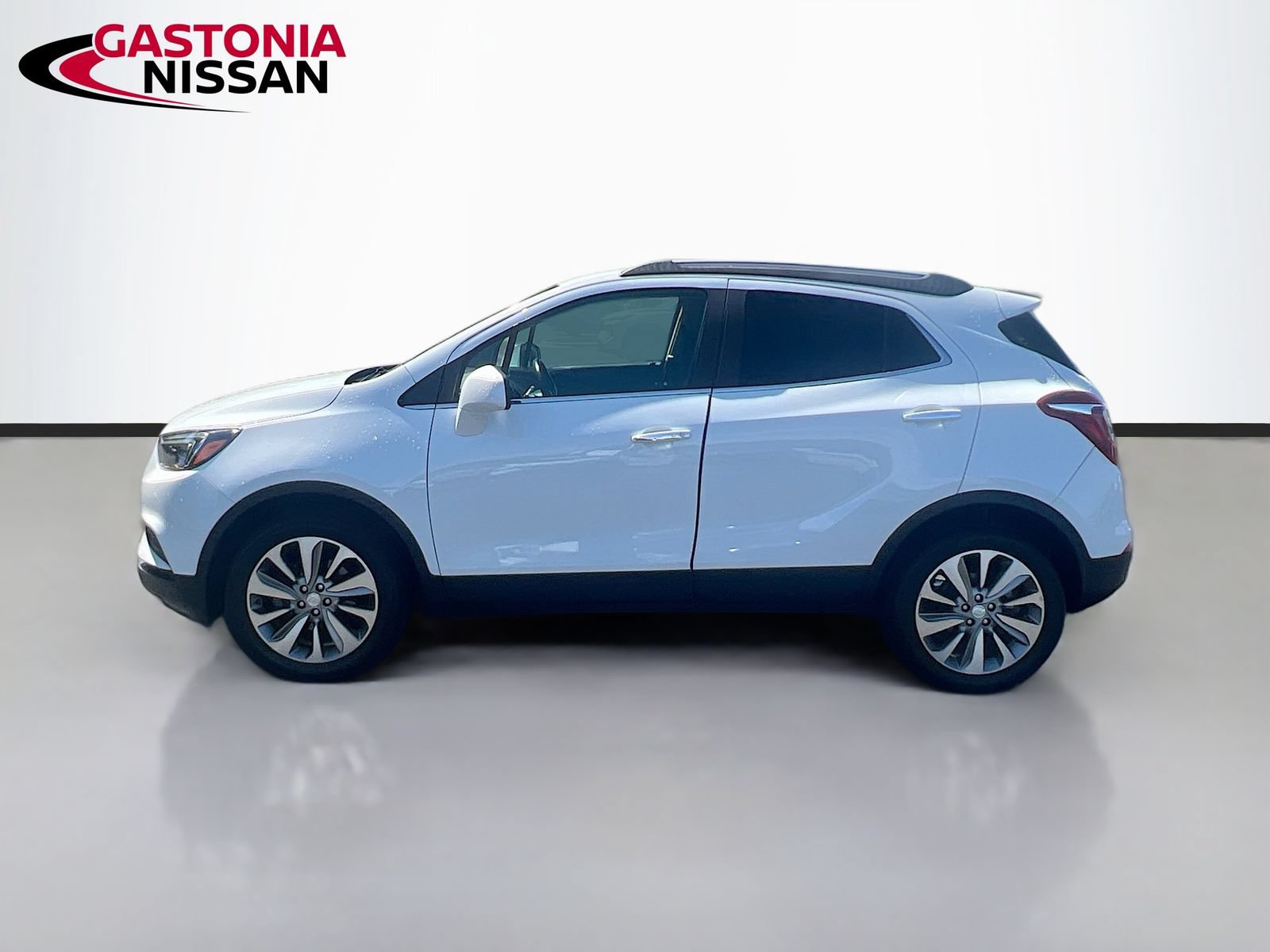 Used 2020 Buick Encore Preferred FWD image 5