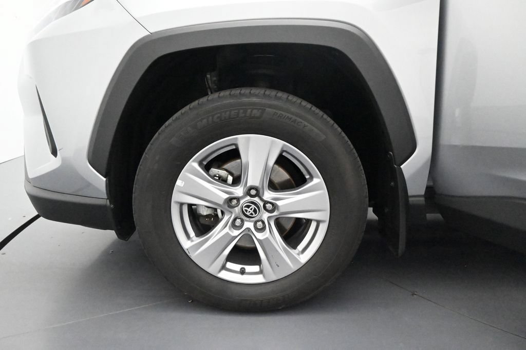 Used 2023 Toyota RAV4 XLE AWD/4WD image 10