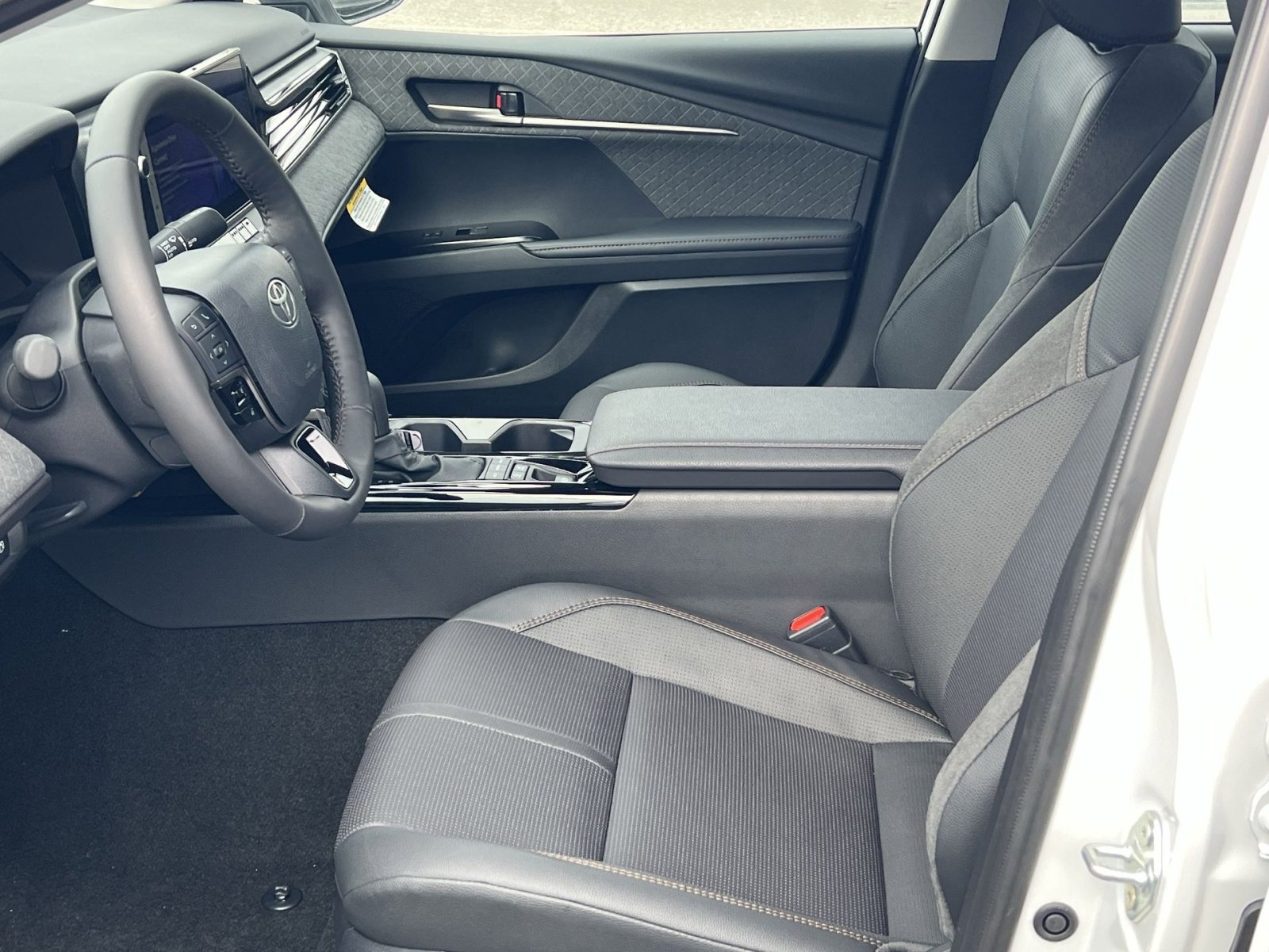 New 2026 Toyota Camry XLE image 7