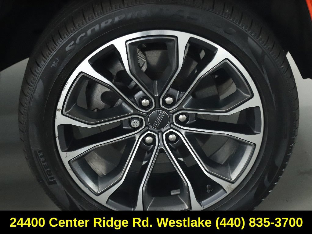 Used 2022 Jeep Grand Wagoneer Series III AWD/4WD image 10