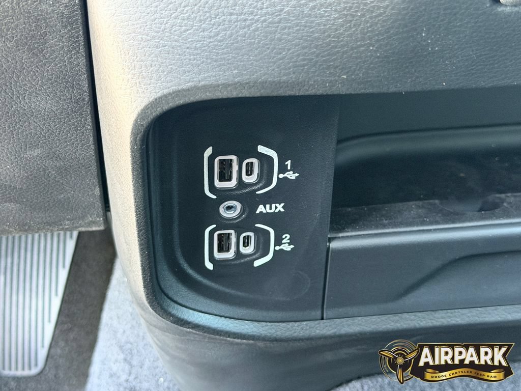 New 2026 RAM 3500 Tradesman AWD/4WD image 30