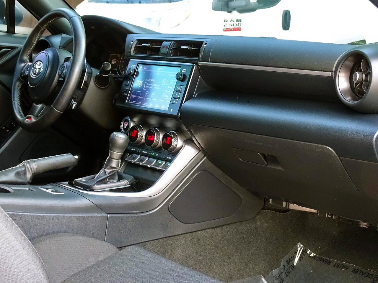 Used 2022 Toyota GR86 w/ ALL Weather Mat Package (TMS) RWD image 38