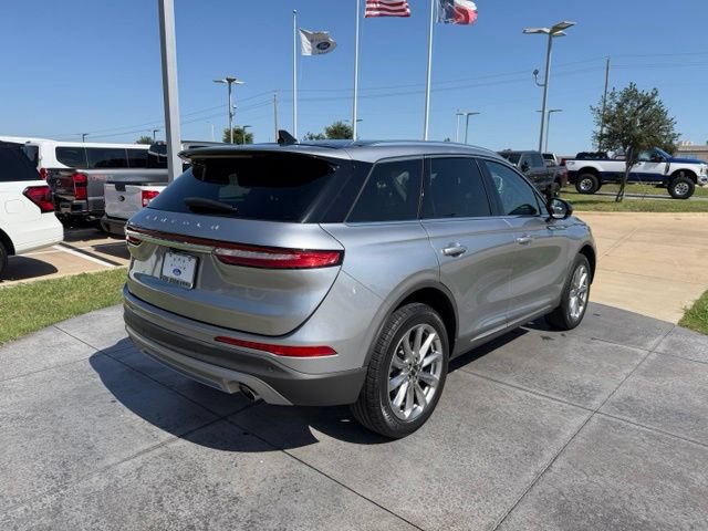 Used 2022 Lincoln Corsair AWD w/ Premium Package image 6