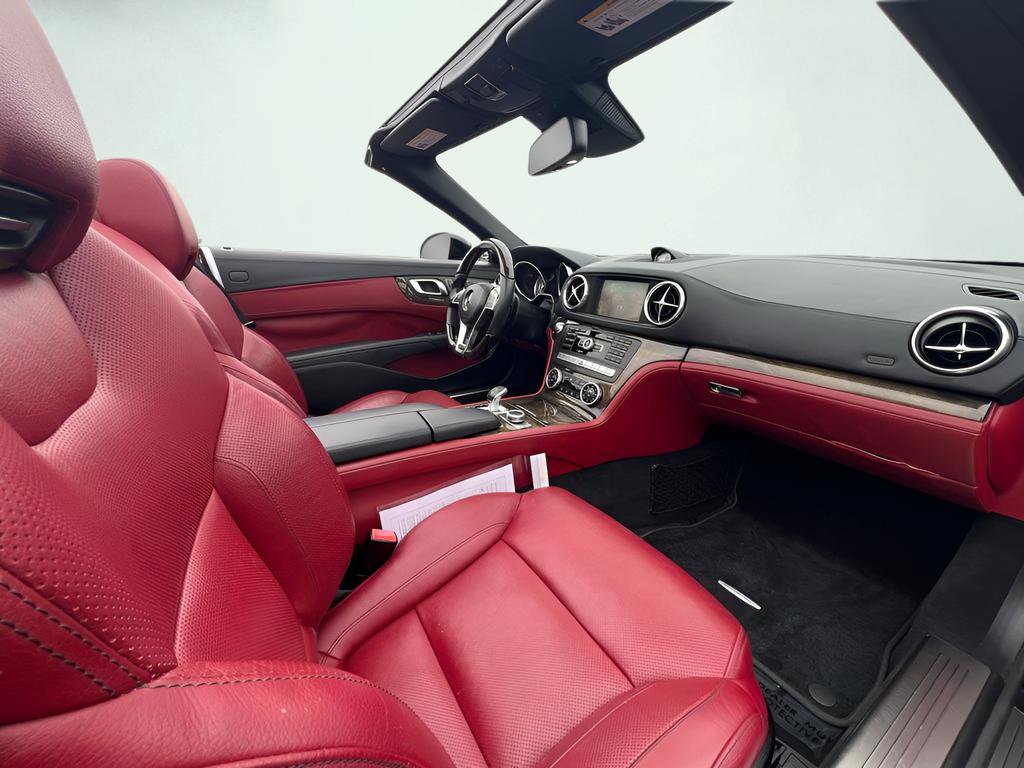 Used 2014 Mercedes-Benz SL 550 w/ Driver Assistance Package image 20