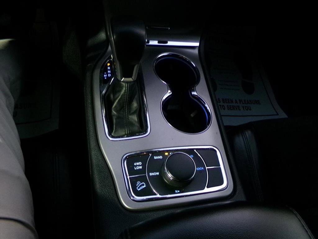 Used 2020 Jeep Grand Cherokee Altitude image 26